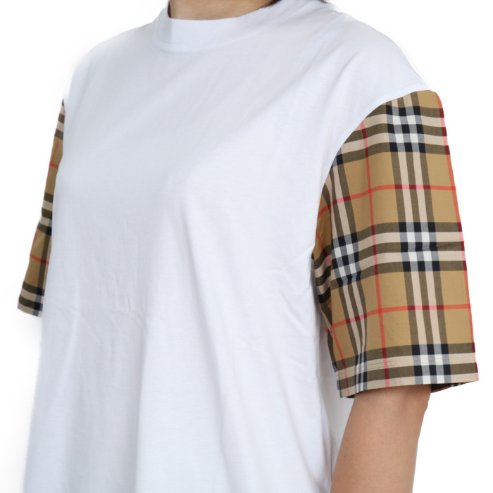 珍しい ✨一点のみ✨Burberry 半袖Tシャツ ホワイト 美品 トップス 