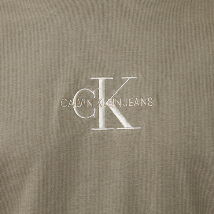 【送料無料!】カルバンクライン ジーンズ CALVIN KLEIN JEANS メンズ 半袖 Tシャツ カットソー J30J317092 PBU ベージュ【BEIGE】