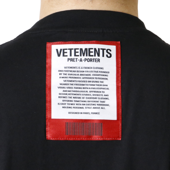 【送料無料!】ヴェトモン VETEMENTS ユニセックス 半袖 Tシャツ カットソー UE51TR540B  ブラック【BLACK】 サイズ【XS】