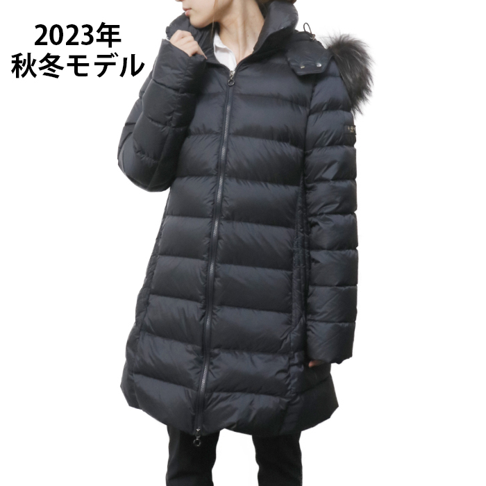 国内参考価格159500円TATRAS　SARMA　LTAT23A4794-D ラクーンファー付きネイビー