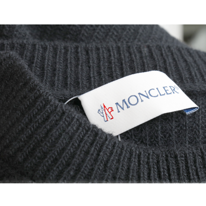 モンクレール MONCLER メンズ Sサイズ ブラック セーター 9C00029 M1900